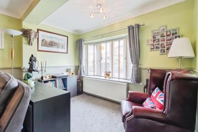 4 bed Detached for sale Image 8
