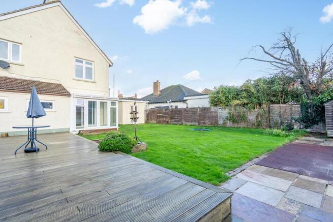 Rear Garden (2).jpg