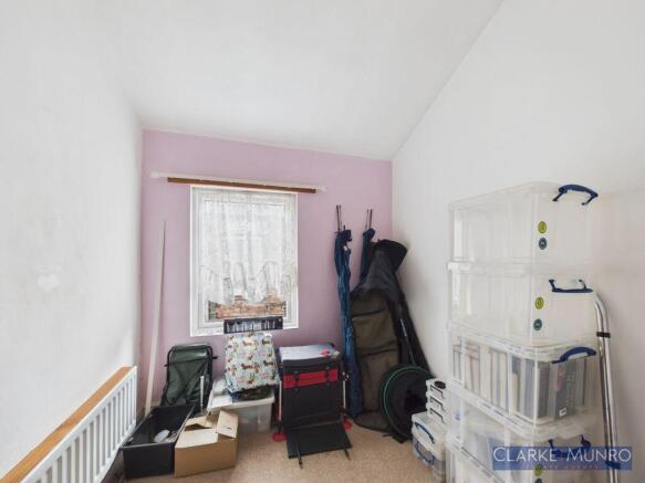 4 bed Terraced for sale Image 12