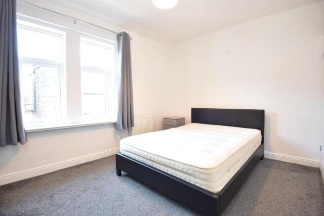 2 bed House for sale Image 6