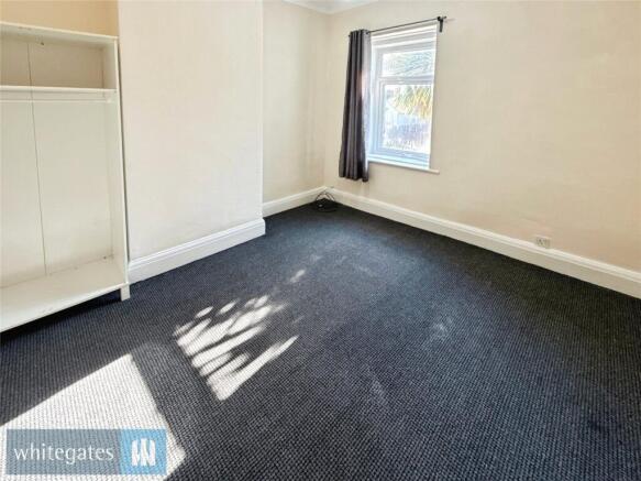 2 bed Terraced for sale Image 5