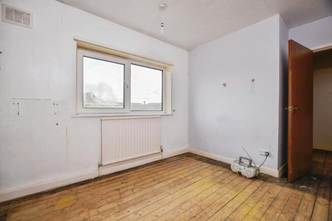 3 bed Semi-Detached for sale Image 11