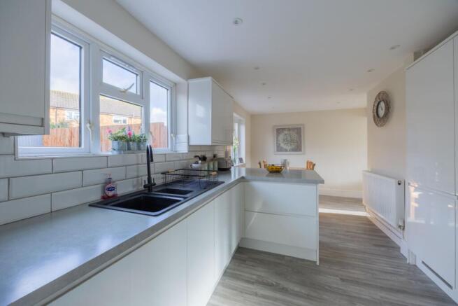 Ewemove Taunton St Albans Place (6)