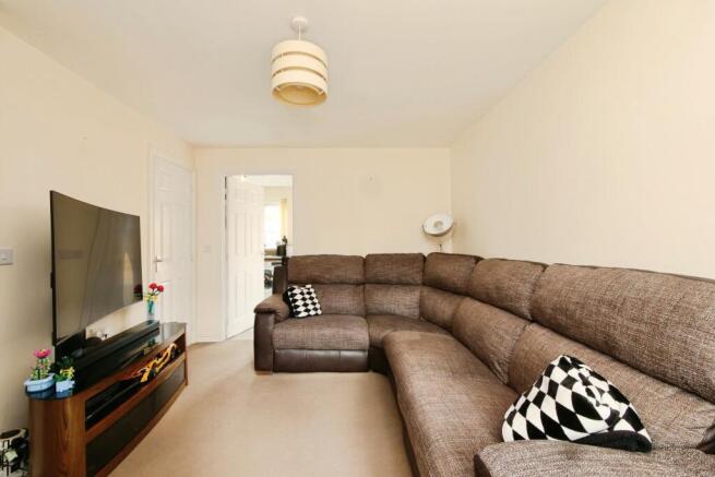 2 bed Terraced for sale Image 8