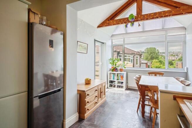2 bed Detached for sale Image 6