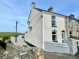 1, Rowes Terrace, Access Road For Rowes And Lower Rowes Terrace, Foxhole PL26 7UD