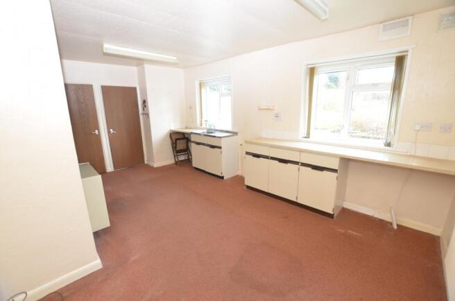 Dining/Kitchen