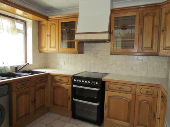 Kitchen: