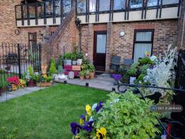 25, Kingfisher Place, Reading RG1 8BQ