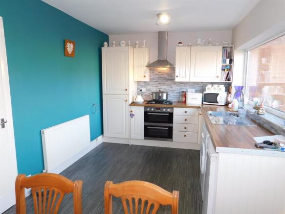 Kitchen 2