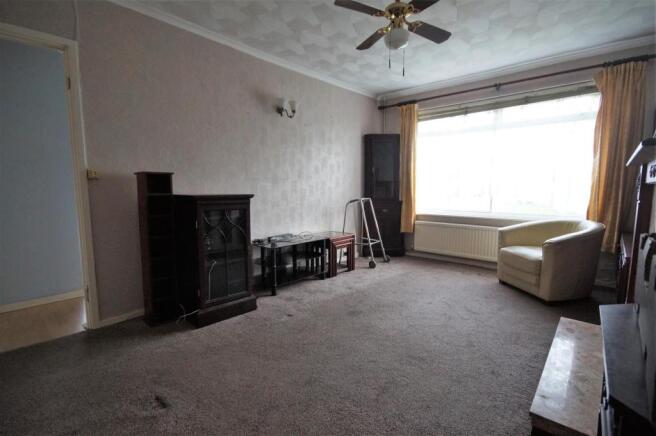 Lounge / Dining Room