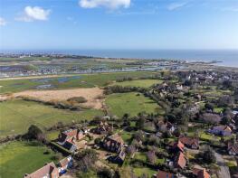Harbour House, Manor Close, Southwold IP18 6UQ