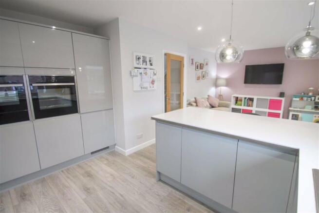 Kitchen/family room