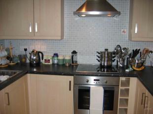 Fully Fitted kitchen