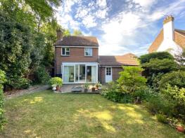 7, Grenehurst Way, Petersfield GU31 4AZ