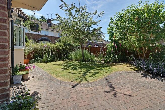Garden at Front