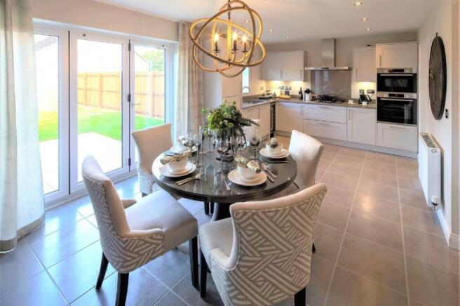 Dining/Kitchen
