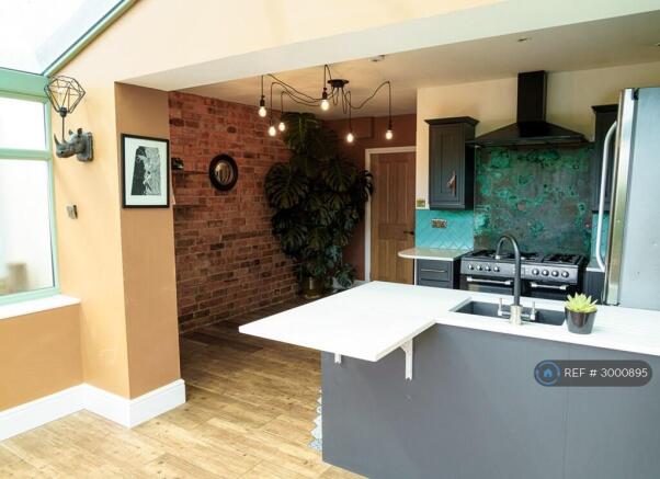 Large Kitchen/Diner/Conservatory Area
