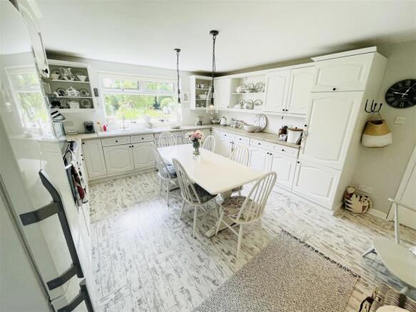 Kitchen Diner