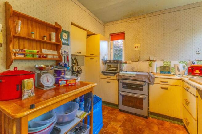 3 bed Semi-Detached for sale Image 7