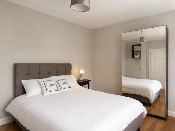 Room 3 ¿ double bedroom with garden view