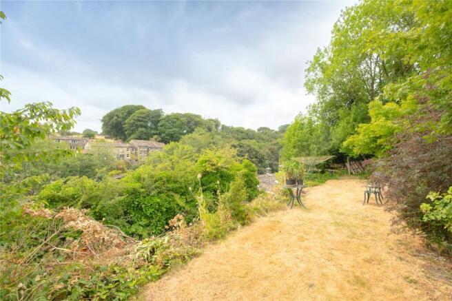 2 bed Terraced for sale Image 4