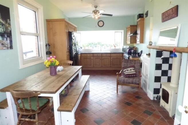 Kitchen / Diner