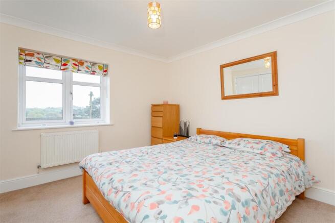 8340636-interior26.jpg