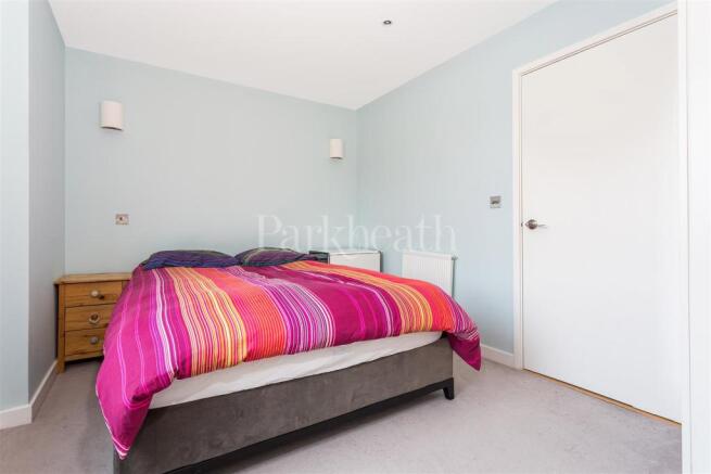 13 waites court, priory road NW6 3BD-22.jpg