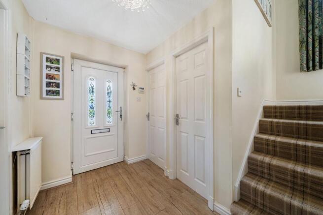 14 Crown Gardens, Edgworth, BL7 0QZ photo 4