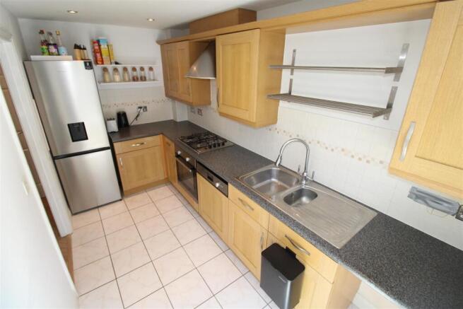 KITCHEN.JPG