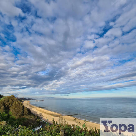 West Overcliff Drive, Bournemouth, BH4 photo 4