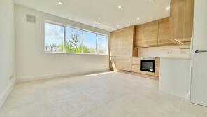 Flat 19, 119, Haverstock Hill, London NW3 4RS