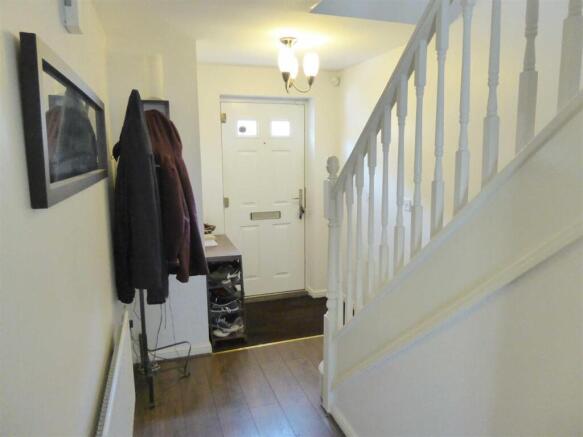 3 bed Town House to rent Image 6
