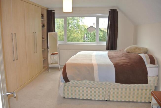 Bedroom 1.JPG