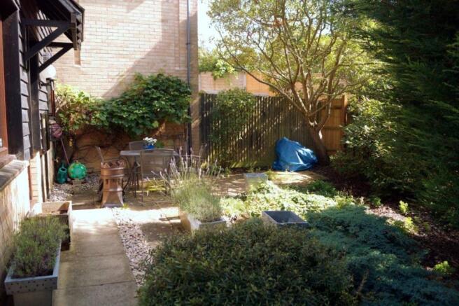 Photo 9