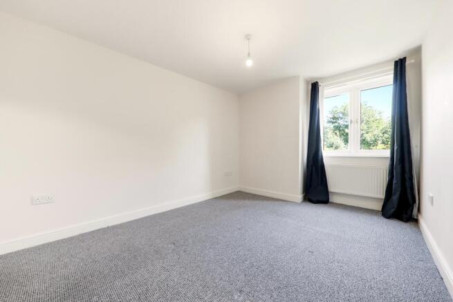 2 bed Flat for sale Image 9