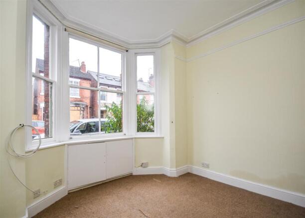 50 St Judes Road - Lounge.jpg