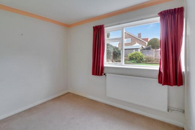 5 bed Detached for sale Image 12