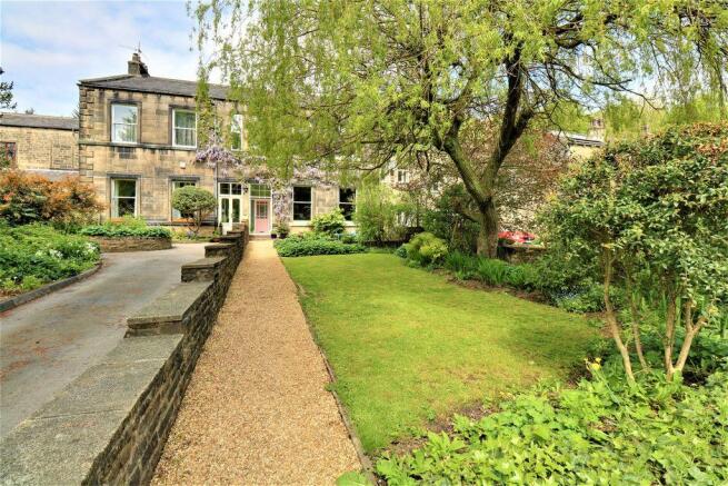 Garden at Front