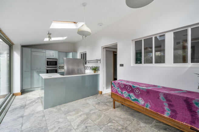 Kitchen/Reception