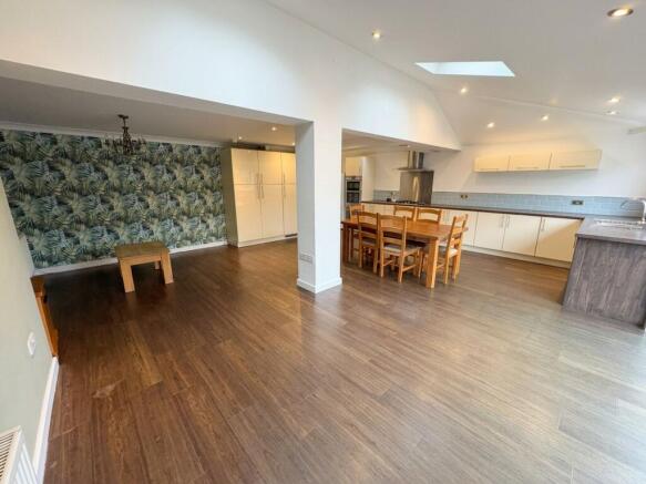 3-bed semi-detached on Kilworth Height, Fulwood, PR2, £265,000