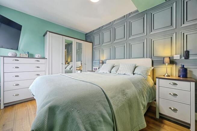 2 bed Apartment for sale Image 10