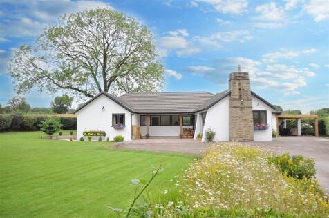 Moss Lane, Hilderstone, Stone
