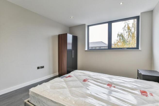 1 bed Apartment to rent Image 8