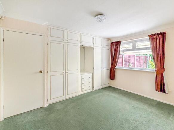 2 bed Semi-Detached Bungalow for sale Image 8