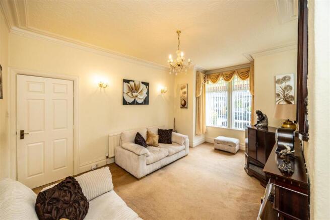 3 bed Terraced for sale Image 5
