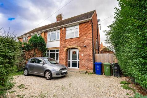 St. Martins Crescent, Grimsby, Lincolnshire, DN33