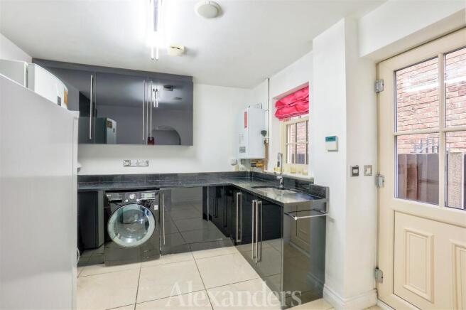 Choyce Close, Anstey photo 4