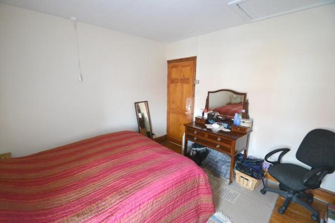 Bedroom 1a